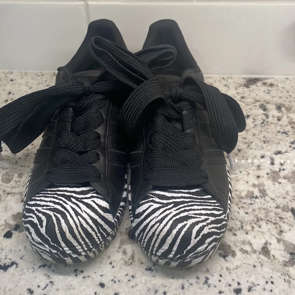 Adidas!  Fun! - Picture 3 of 5